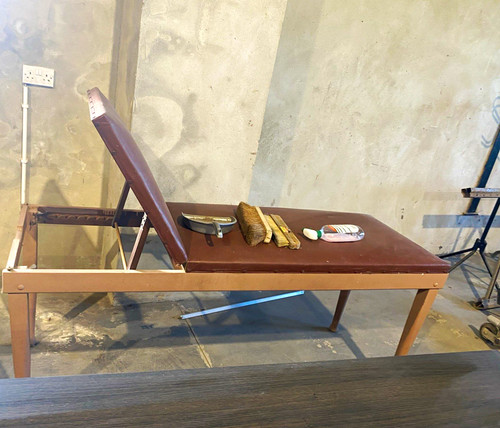 Wooden frame massage table - frame,